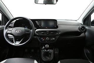 Halvkombi Hyundai i10 16 av 22