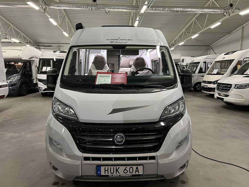 Karmann-Mobil Davis 620 /Solcell/Långbädd/Litium/B-kort/Van - Karmann-Mobil