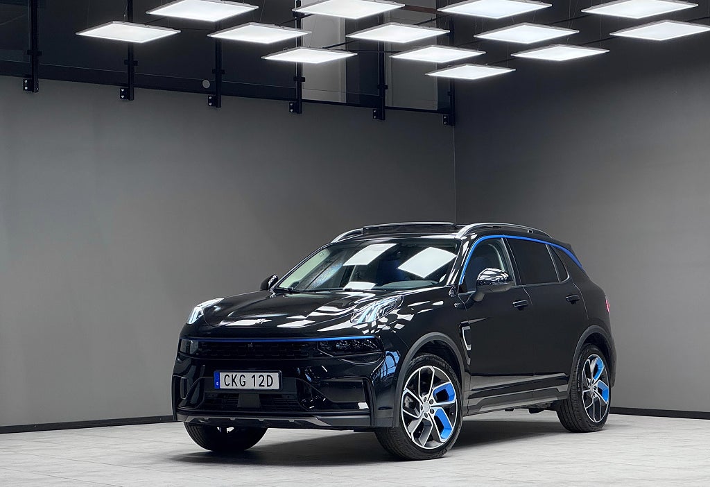 Lynk & Co 01 PHEV DCT/360°/Pano/Navi/Elstol/Infinity/2,99%