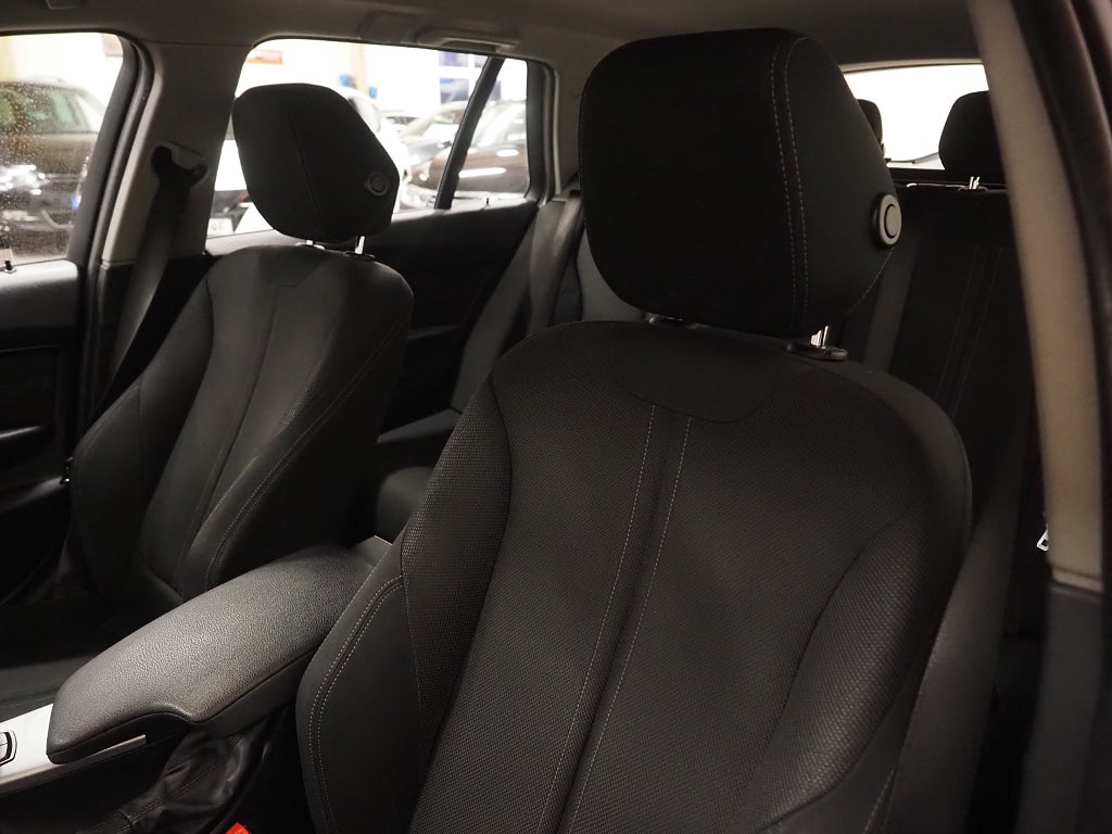 BMW 318 d 150hk Touring Steptronic Sport line  | Navi | Drag | 2017