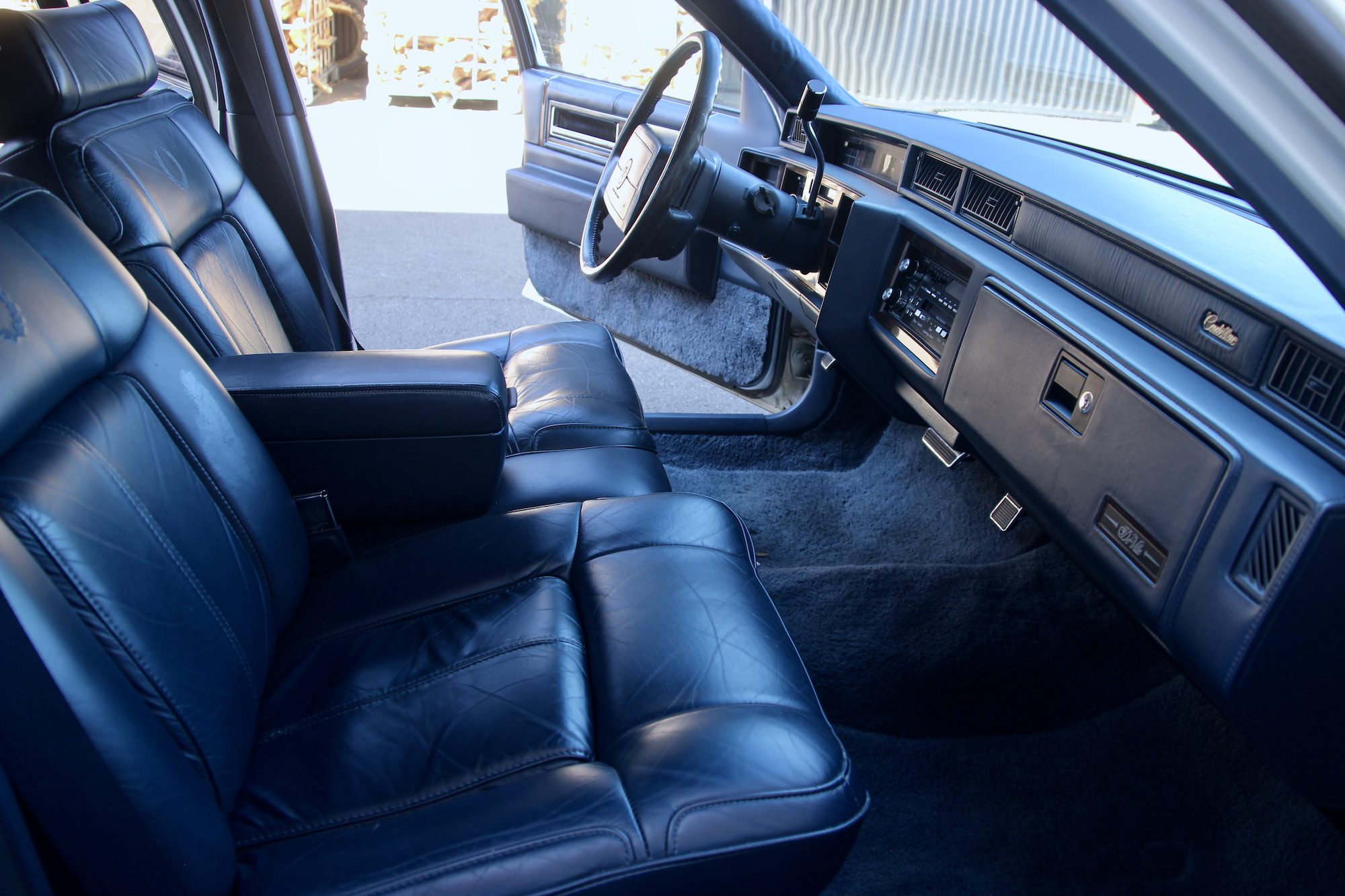 Cadillac De Ville Sedan 4.5 V8 1990, bild 6/40