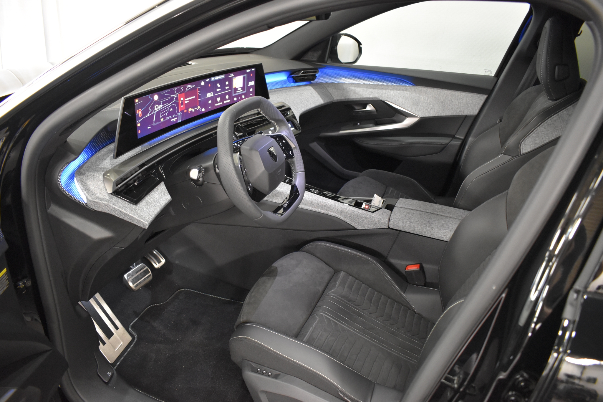 Peugeot 3008 GT Ultimate Hybrid Automat 2026, bild 5/10