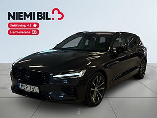 Volvo V60 PLUG-IN T6 AWD Plus Dark MOMS Drag B-kamera S&V-däck