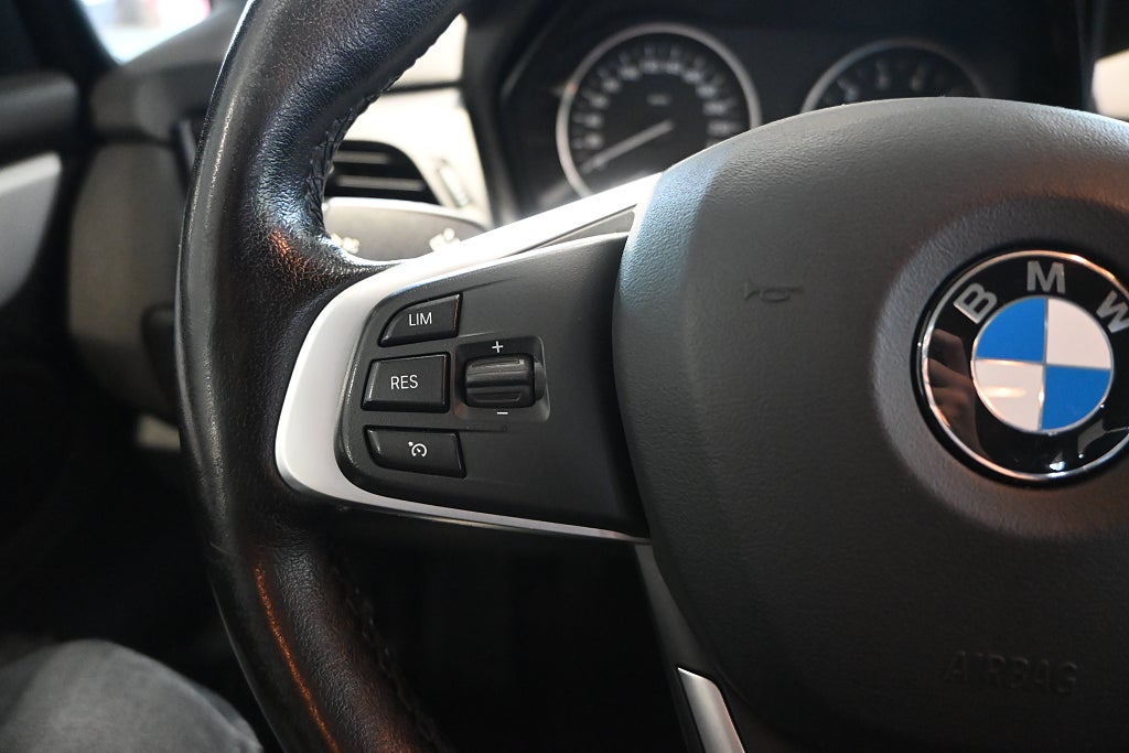 BMW 218i 2016 - miniatyr 17