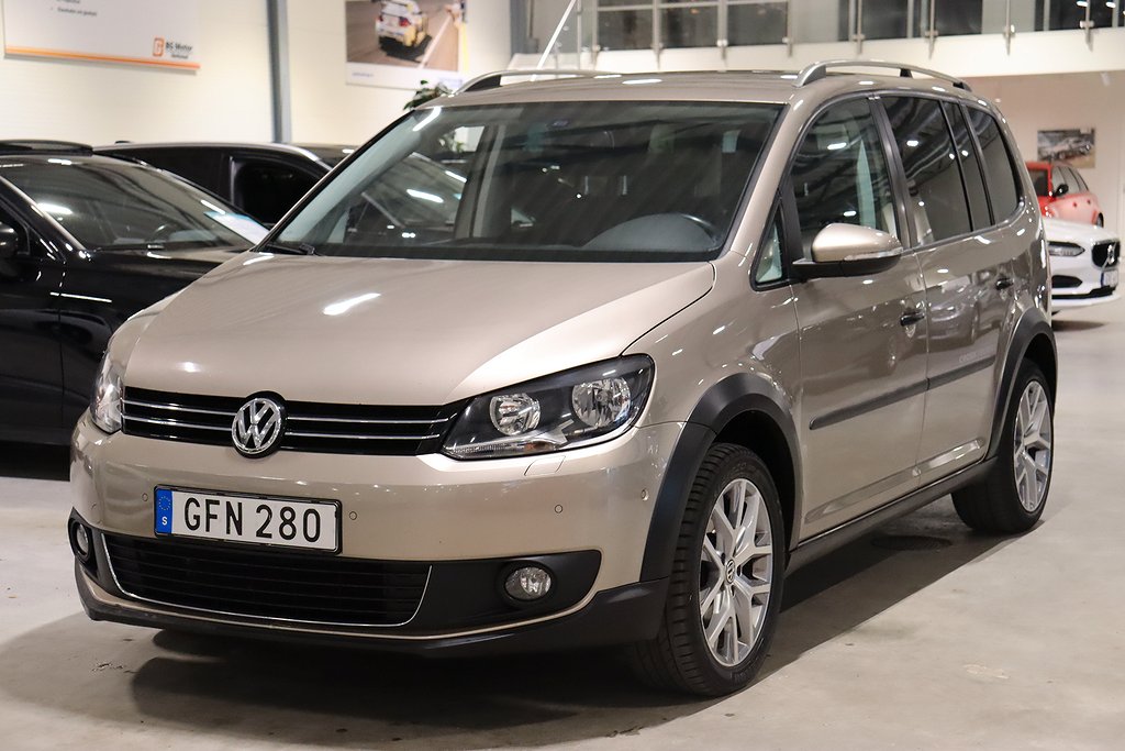 Volkswagen CrossTouran 1.4 TSI 140HK Aut 7-sits Drag/Skinn