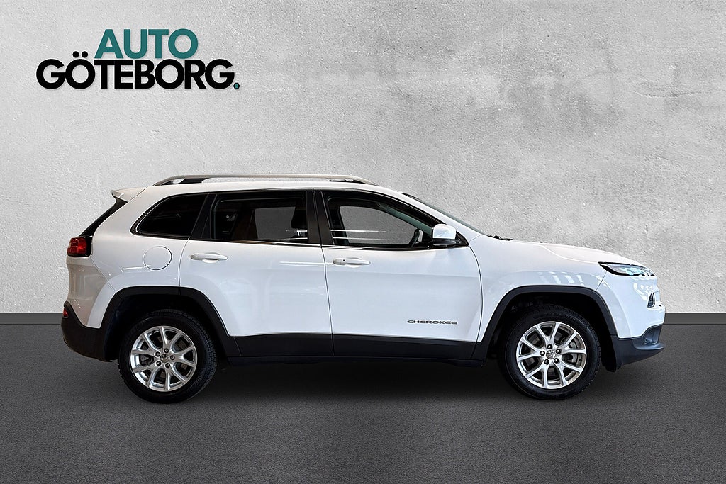 Jeep Cherokee 2.0 CRD 4WD Dragkrok ENDAST 450 MIL 1-Ägare Nyskick
