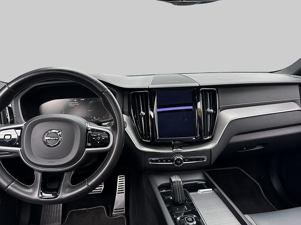 Volvo XC60 2021 - miniatyr 8