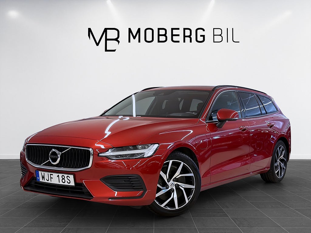 Volvo V60 T8 Twin Engine 392hk Momentum Adv Edt Drag B-Kamera
