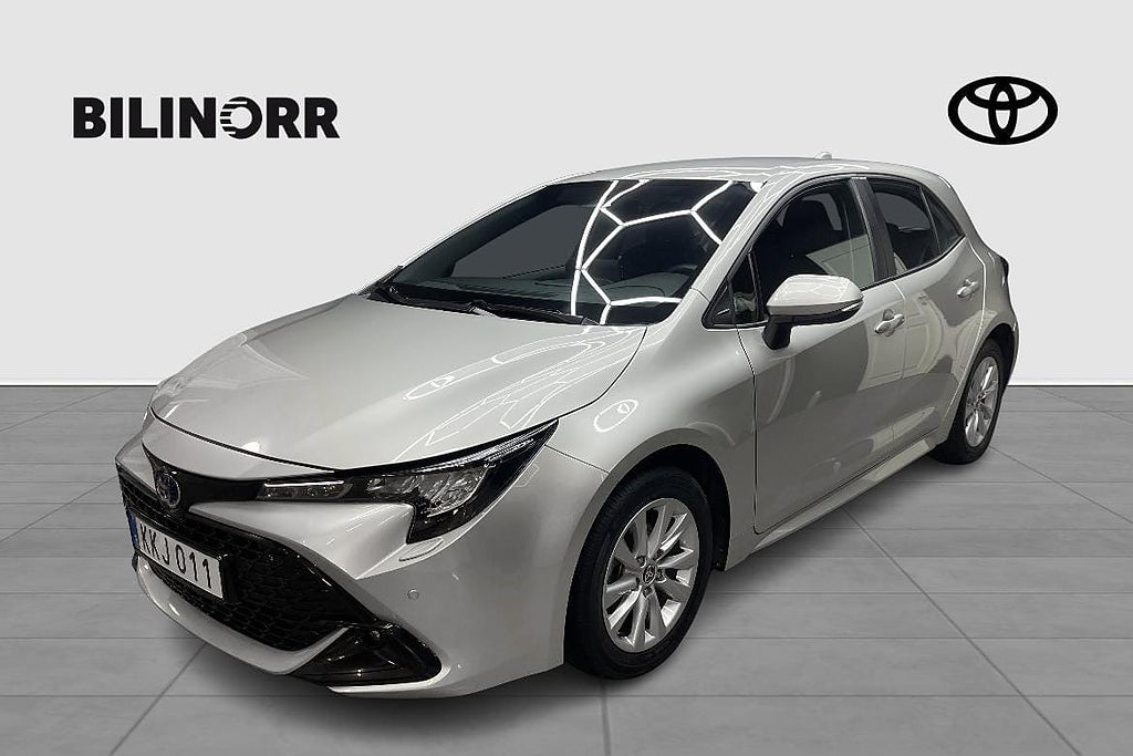 Toyota Corolla 1,8 HYBRID 5D ACTIVE PLUS V-HJUL
