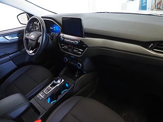 SUV Ford Kuga 9 av 24