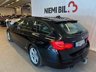 BMW 320 d xDrive Touring Steptronic Drag/MoK-värm/SoV/Psens