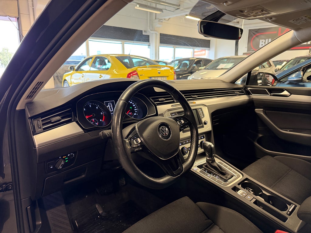Volkswagen Passat 2016 - miniatyr 11