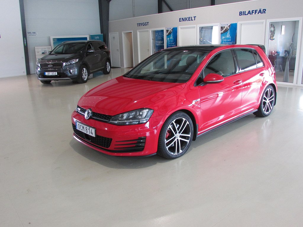 Volkswagen Golf GTD Euro 6 STEG 1  Värmare  Panoramaglastak