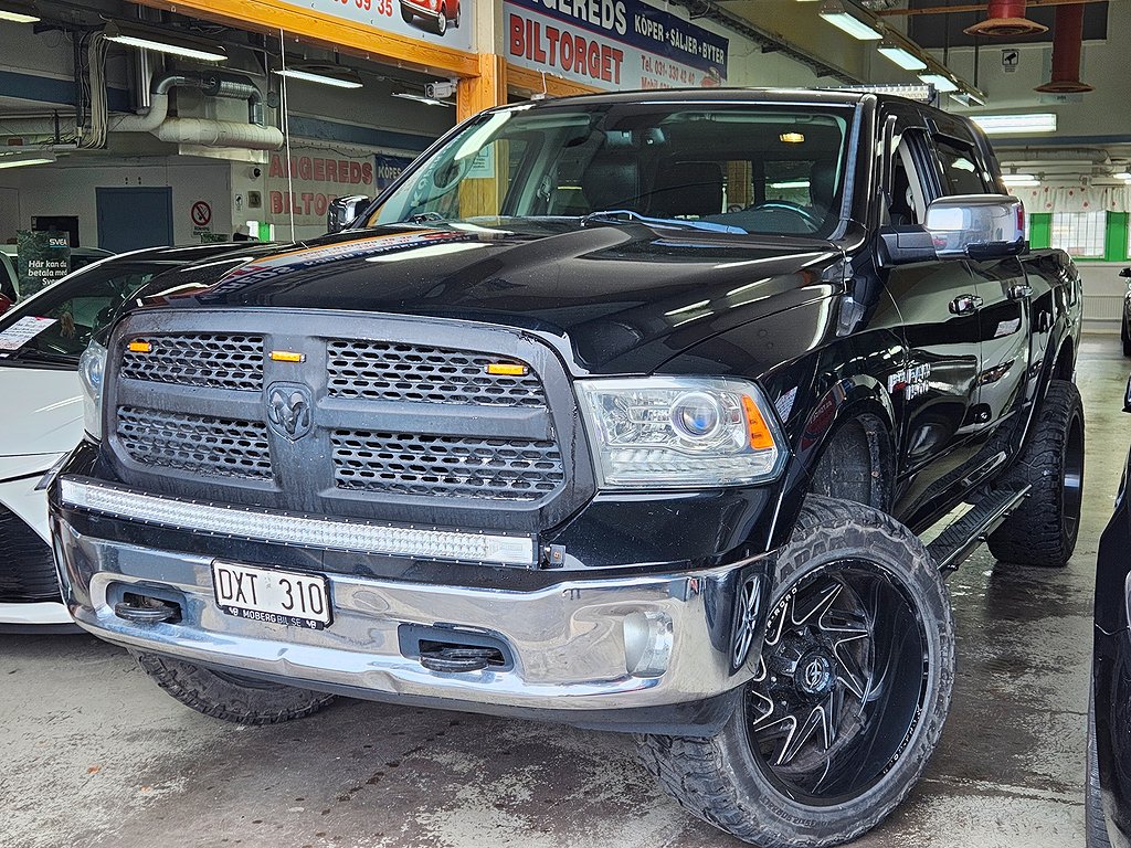 RAM 1500 Crew Cab 5,7 V8 Automat 