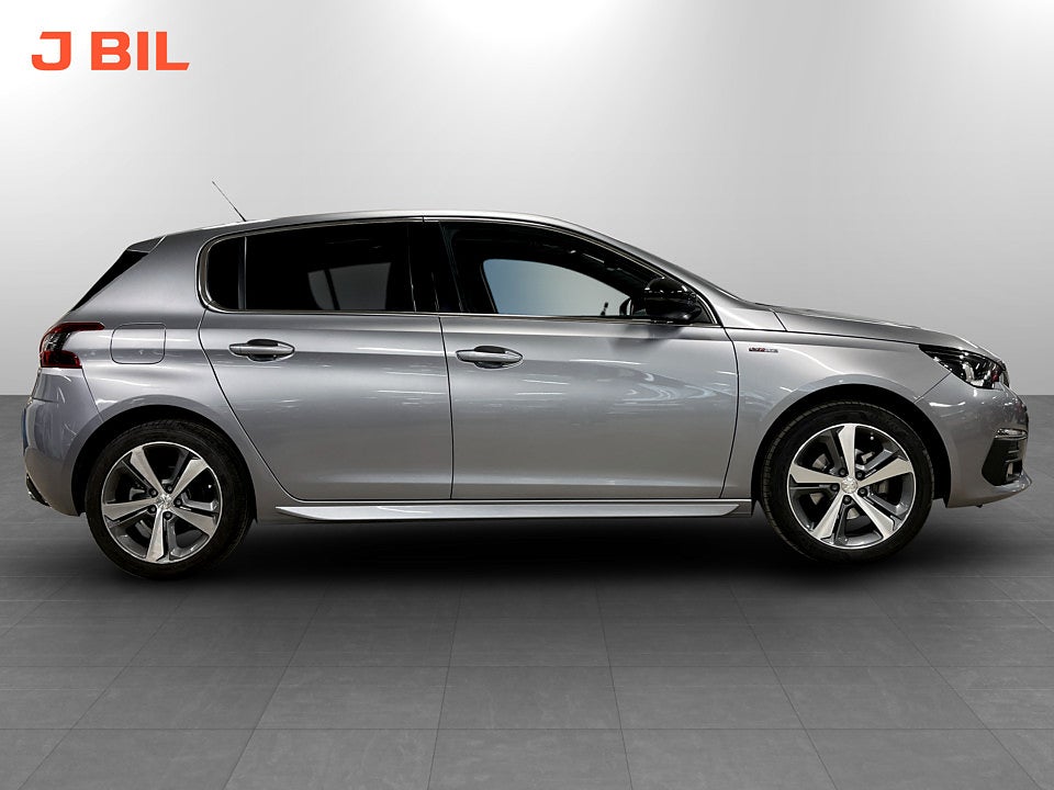 Bild på Peugeot 308 5D GT-Line 1.2 PT 130hk GLASTAK P-SENSORER 