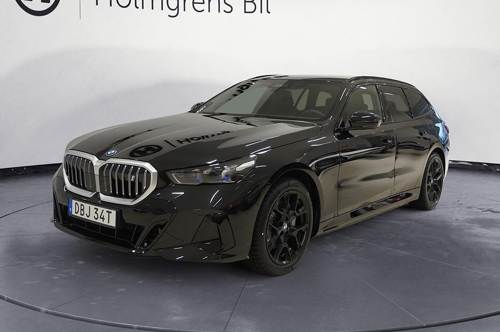 BMW i5 xDrive40 Touring xDrive M Sport Business Ed Drag DA Pro H K
