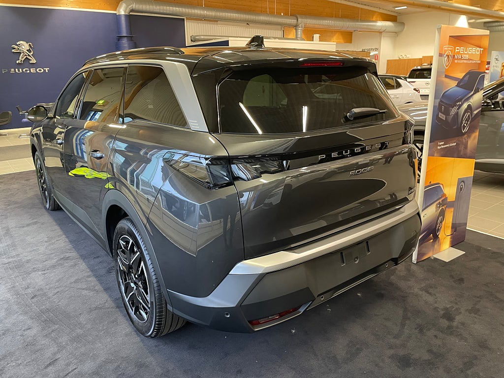 Peugeot 5008 HYBRID 145 Aut Winter Edition V-Hjul ingår thumbnail