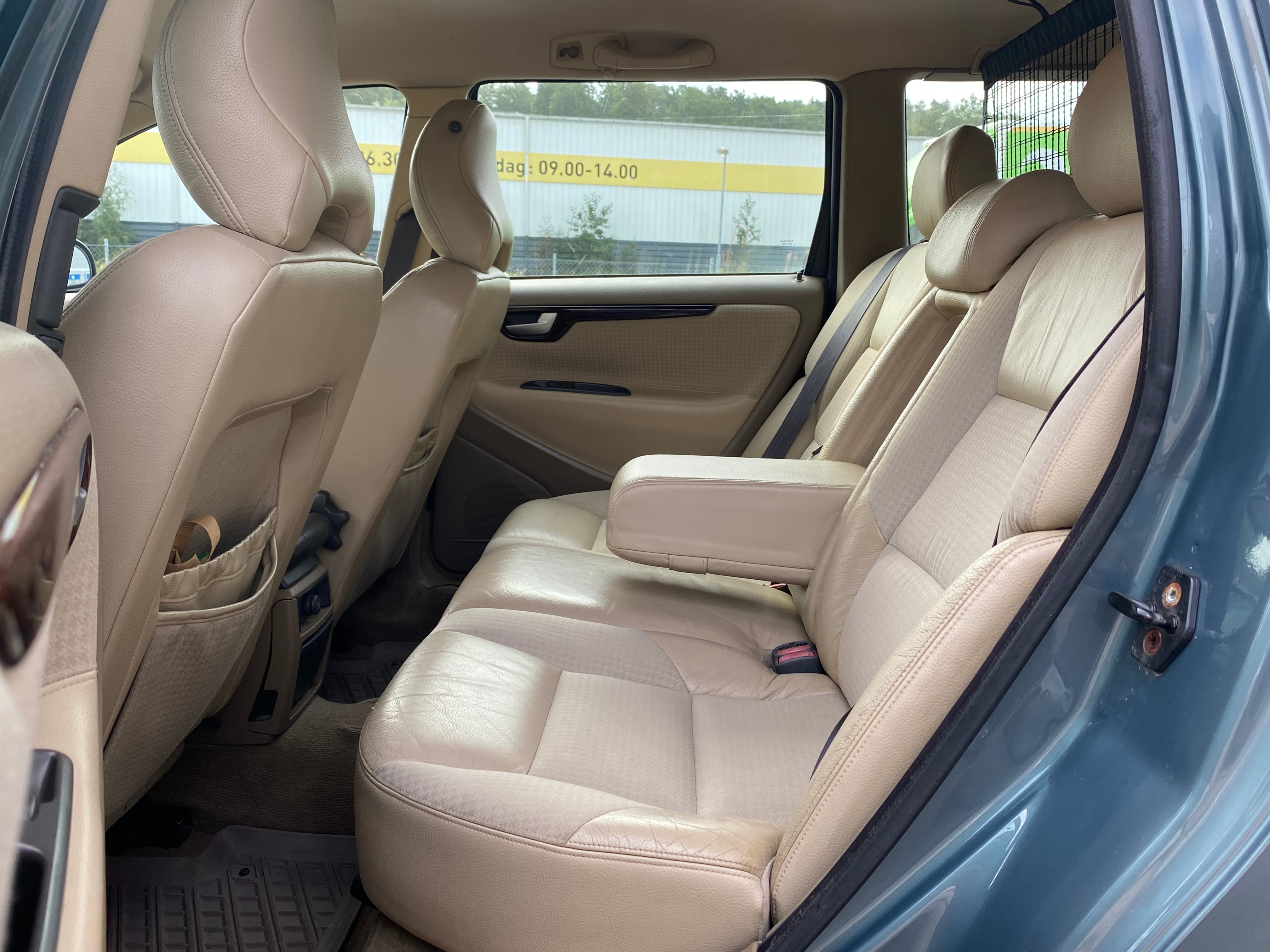 Volvo V70 2.4T Automat 200hk 2002, bild 7/39