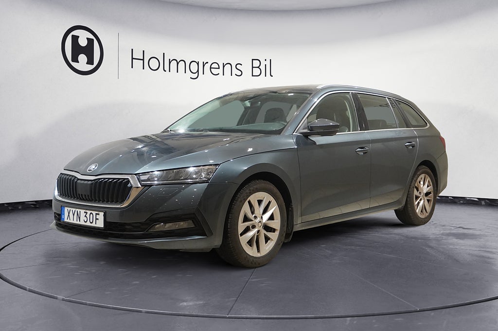 Skoda Octavia Ränta 4,99% | Kombi 1.0 TSI 110hk Ambition Cockpit Drag Kamera