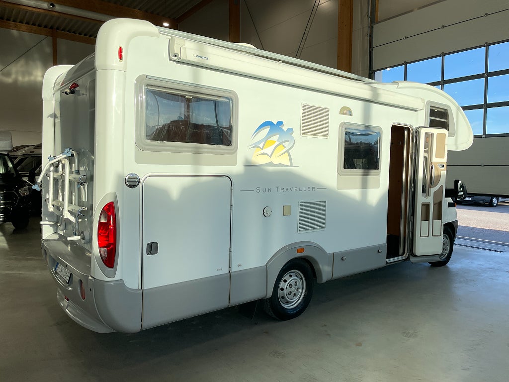 Knaus Sun TI 650 /Dubbla batterier/Fint skick/Kamera/Stödben/4 bältad - Knaus