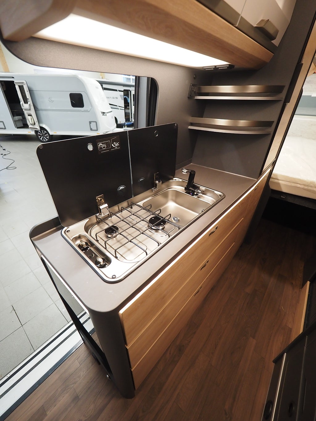 Knaus BoxLife 600 MQ Platinum Selection AUT I Markis I Plåtis