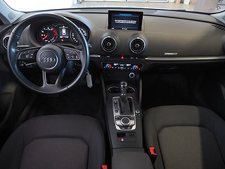 Halvkombi Audi A3 15 av 22