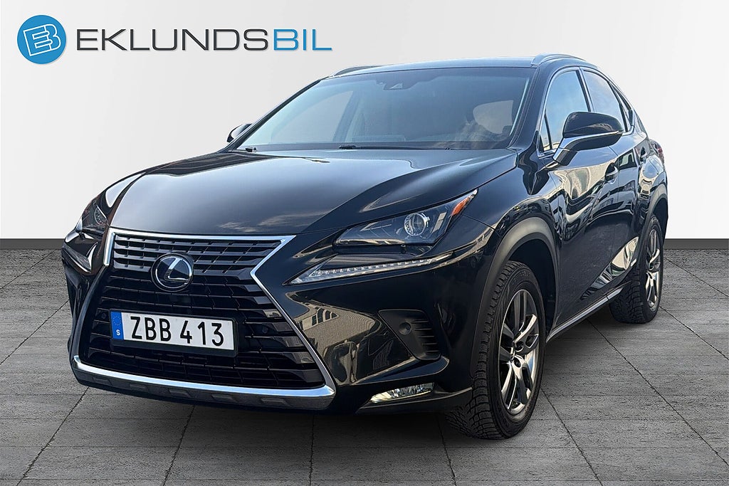 Lexus NX 300h AWD 2.5 AWD E-CVT Executive läder Navi Adaptivfart