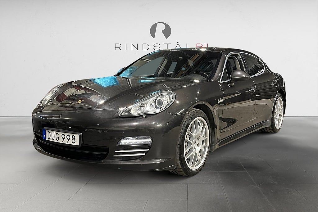 Porsche Panamera 4S 400 HK PDK NAVI BOSE SKINN BACKKAMERA 14800MIL 20"