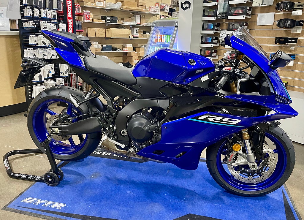 Yamaha R9 ABS EDITION SPARA 8000kr YZF-R9 r9 r-9