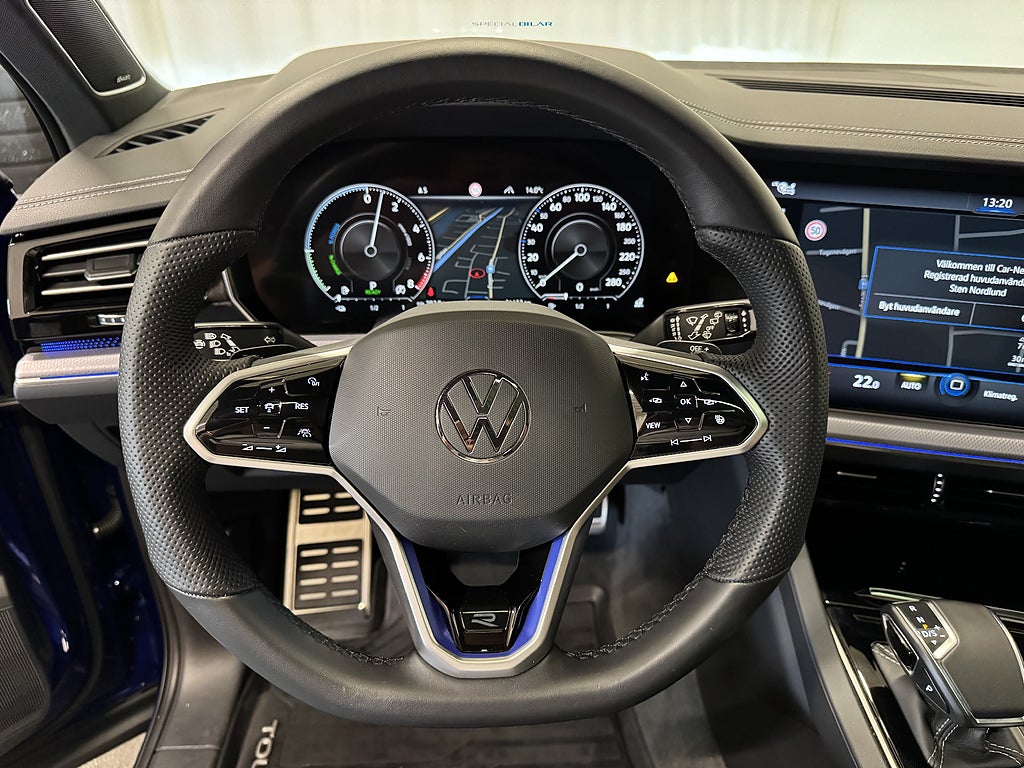 Volkswagen Touareg 2023 - miniatyr 8