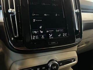 Volvo XC40 T3 Momentum Advanced S&V-hjul/360/Keyless/Carplay/Navi – bild 17