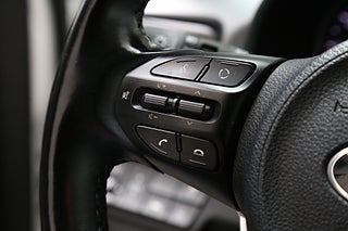 Halvkombi Kia Rio 12 av 23