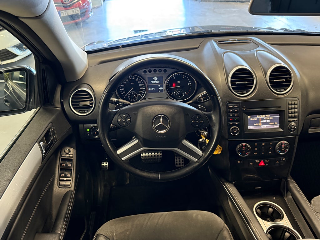 Mercedes-Benz ML 2010 - miniatyr 20