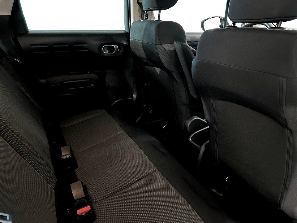 Bild på Citroën C3 Aircross Shine 1.2 PT 130hk Aut - CARPLAY, BACKSENSORER