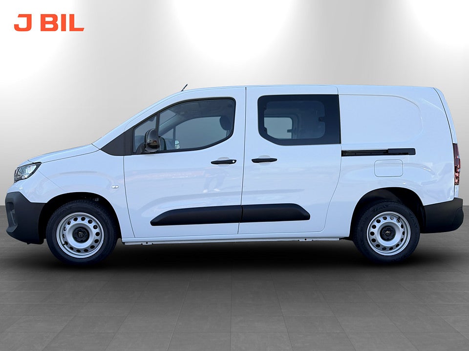Bild på Peugeot Partner Crew Cab130hk AT8 - EDITION! SERVICE & V-HJUL INGÅR!