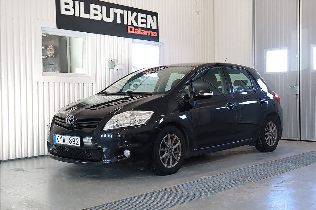 Toyota Auris 5-dörrar 1.4 D-4D Drag, M-värm 90hk