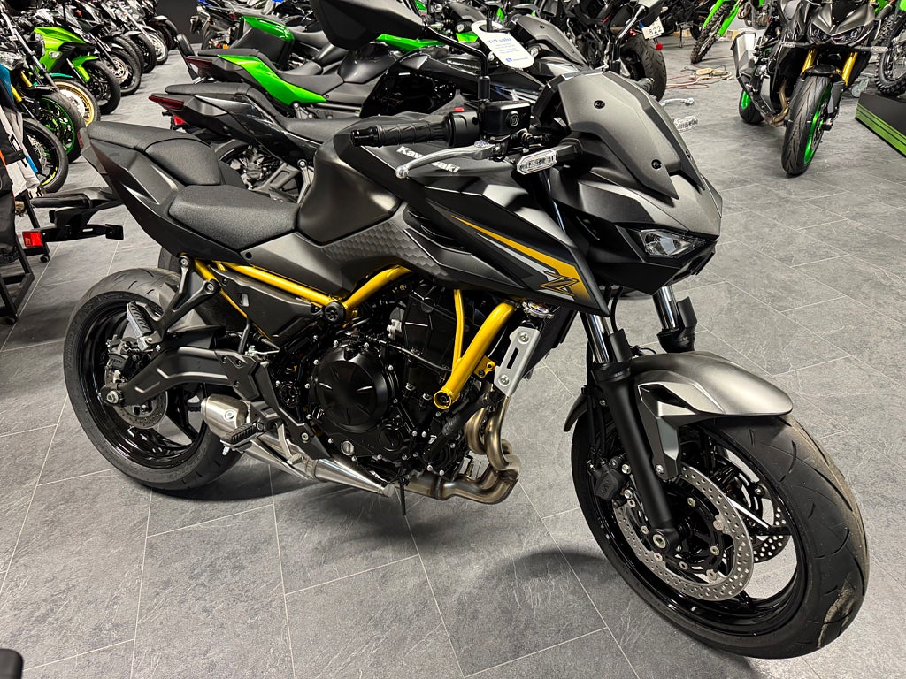Kawasaki Z650 S 