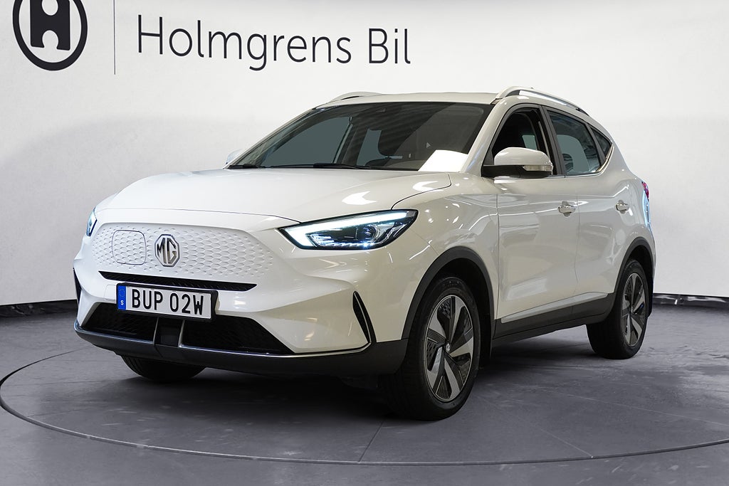 MG ZS EV 0,65% ränta Comfort Apple CarPlay Fartpilot Keyless