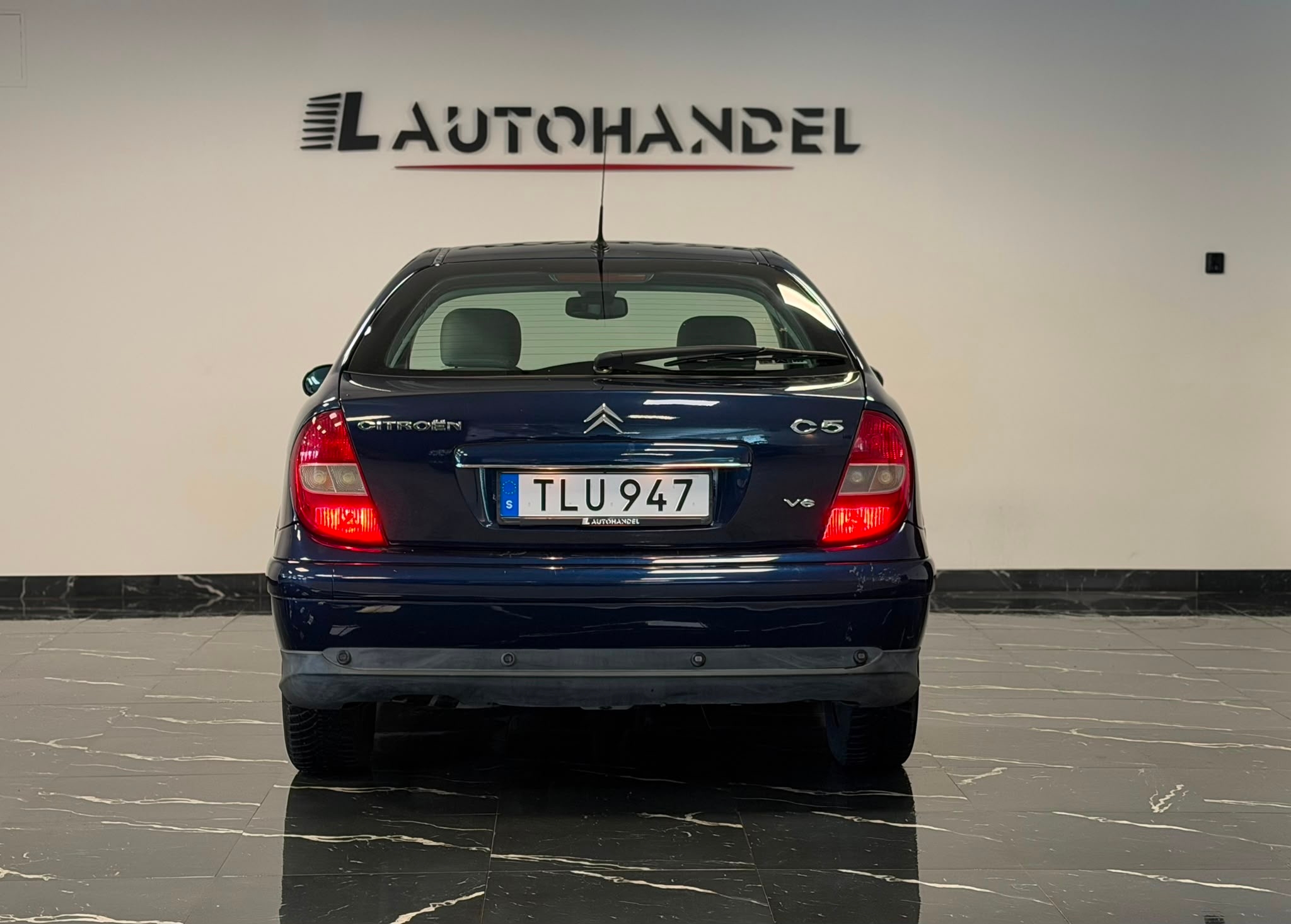 Citroen C5 3.0 V6 207Hk 2002, photo 5/47