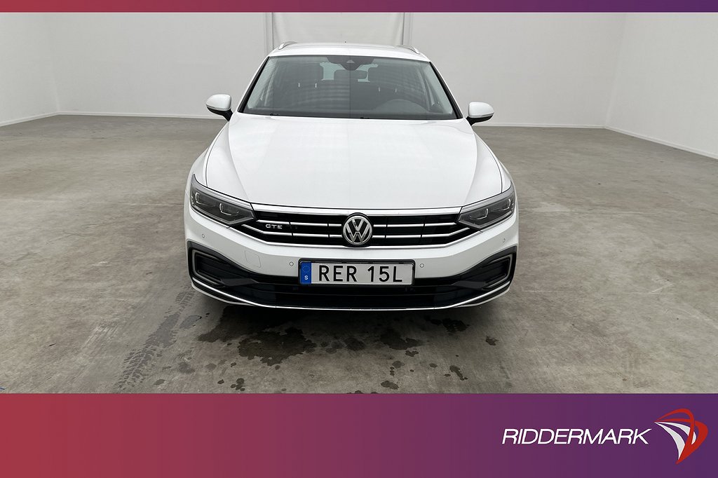 Volkswagen Passat GTE 218hk Executive P-Värmare Skinn Navi