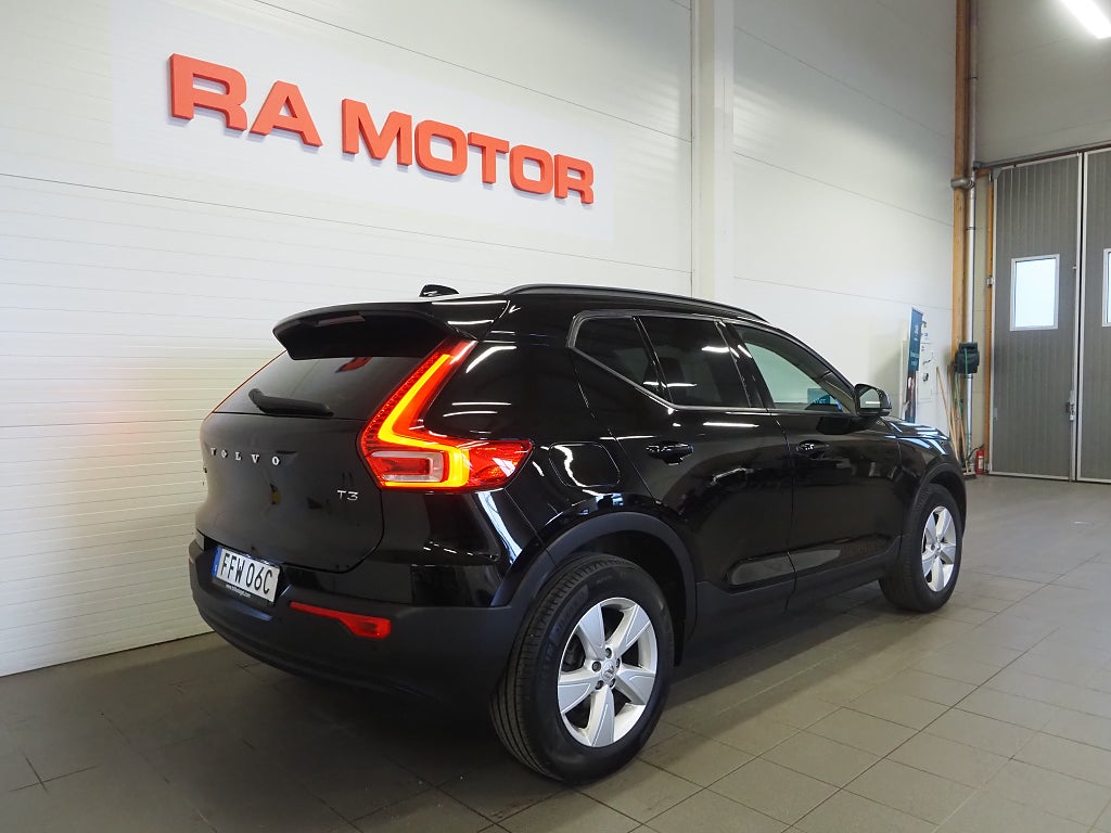 Volvo XC40 T3 Geartronic 163hk Backkamera Farthållare Lane Assist
