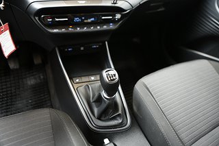Halvkombi Hyundai i20 21 av 25