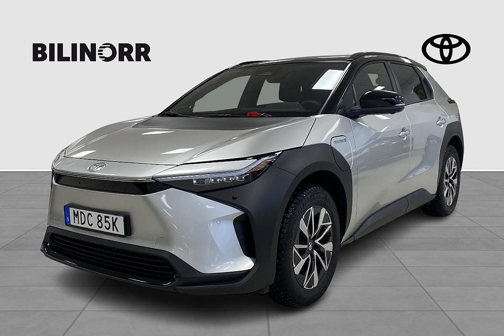 Toyota bZ4X AWD STYLE PREMIUMPAKET PANORAMAGLASTAK BI-TON