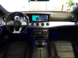 Sedan Mercedes-Benz AMG 12 av 27