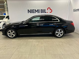 Mercedes-Benz E 220 d Avantgarde SoV-däck/Navi/Skinn/Kamera
