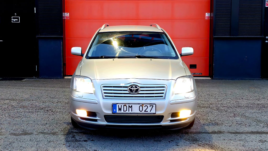 Toyota Avensis Kombi 2.0 D-4 VVT-i