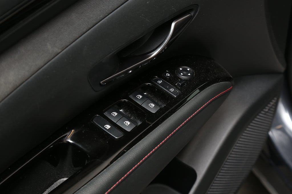 Hyundai Tucson 1,6 T-GDi PHEV 265hk N-Line 4WD Aut Dragkrok