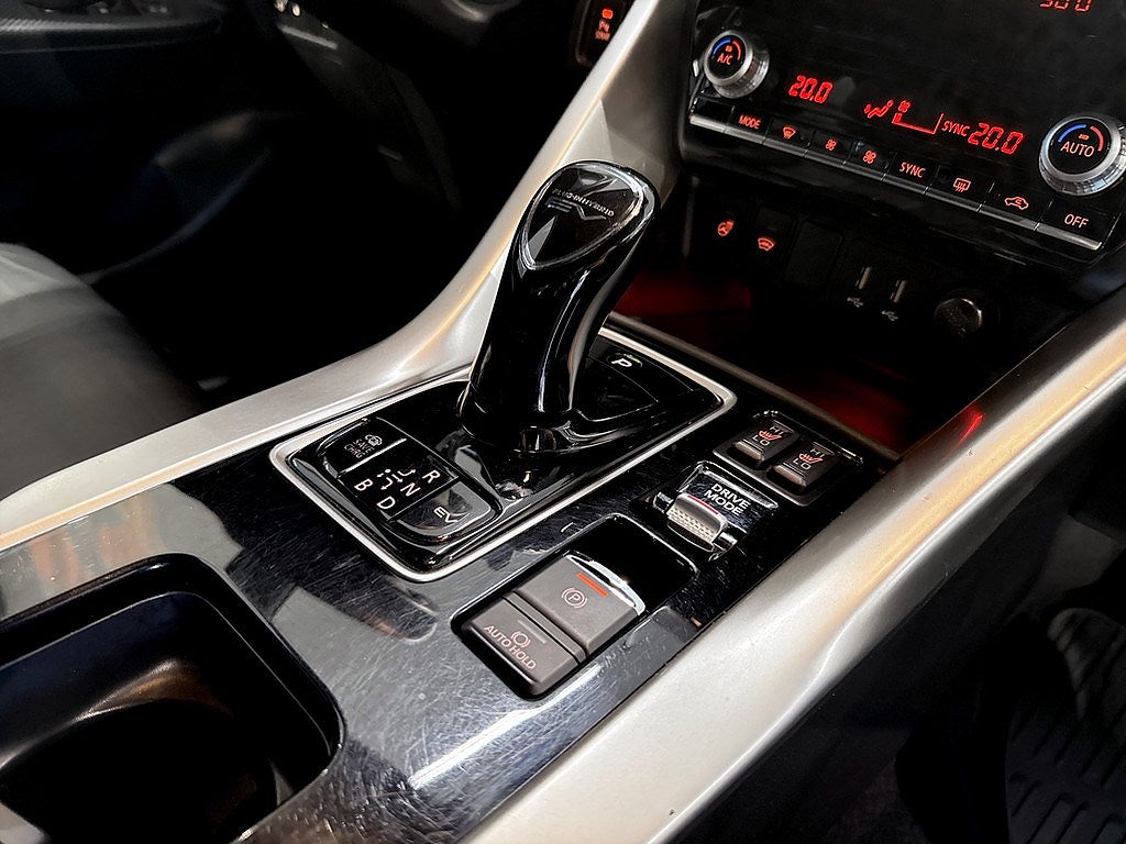 Bild på Mitsubishi Eclipse Cross Business Instyle PHEV 2.4 188hk Aut AWD - EL-STOL,B-KAMERA