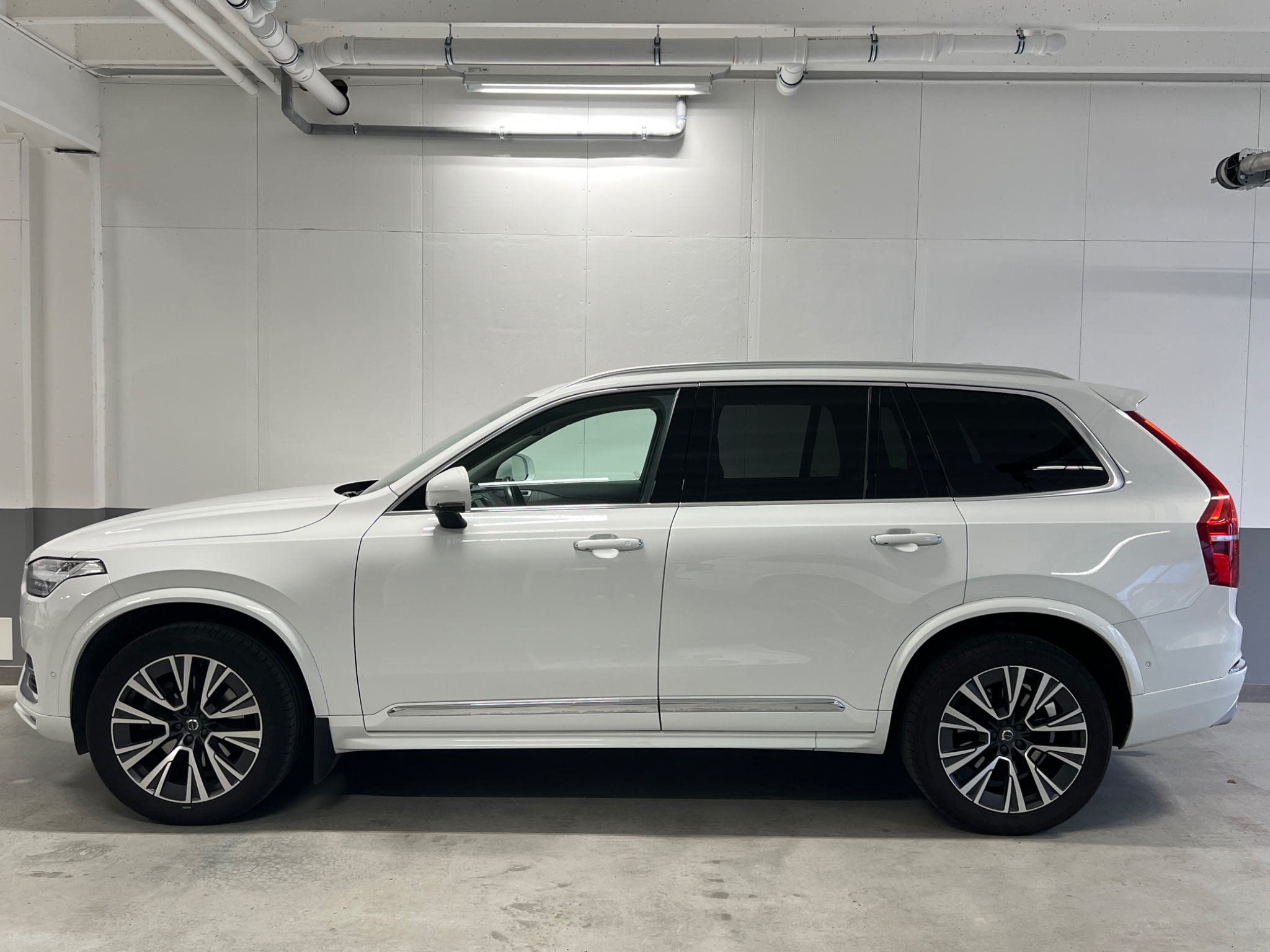 Volvo XC90 2021, kuva 3/10