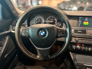 BMW 520 d Touring Värmare/Dragkrok/Parkeringssensorer/SoV/BT